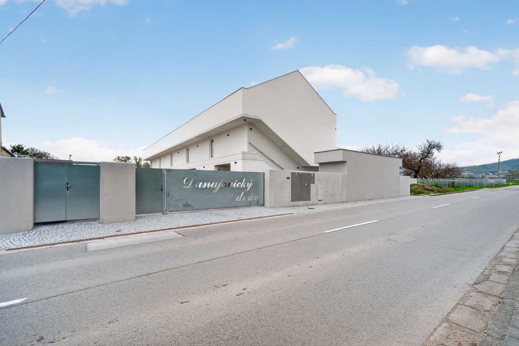 Dunajovický dvůr — byty 3+kk, Rudé armády, Dolní Dunajovice